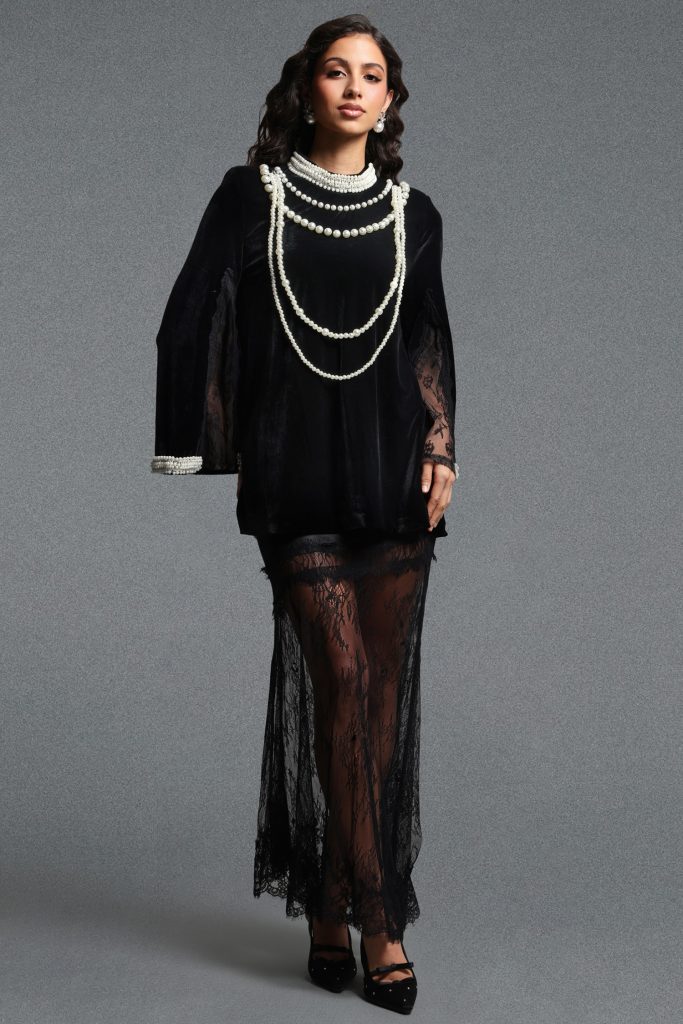Lilya Vintage Tailored Long Sleeve Pearl Chain Lace Trimmed Longline Top